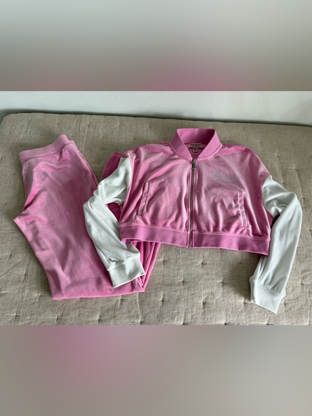 Juicy Couture Pink Velour Two-Piece Full Zip & Pants Set Size Small